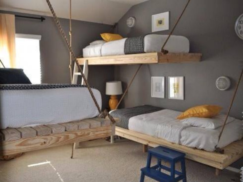 pallet loft bed