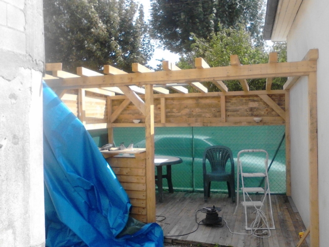 DIY Pergola with Wood Pallet | Pallet Ideas: Recycled ...