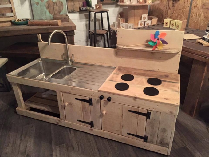 mud kitchen