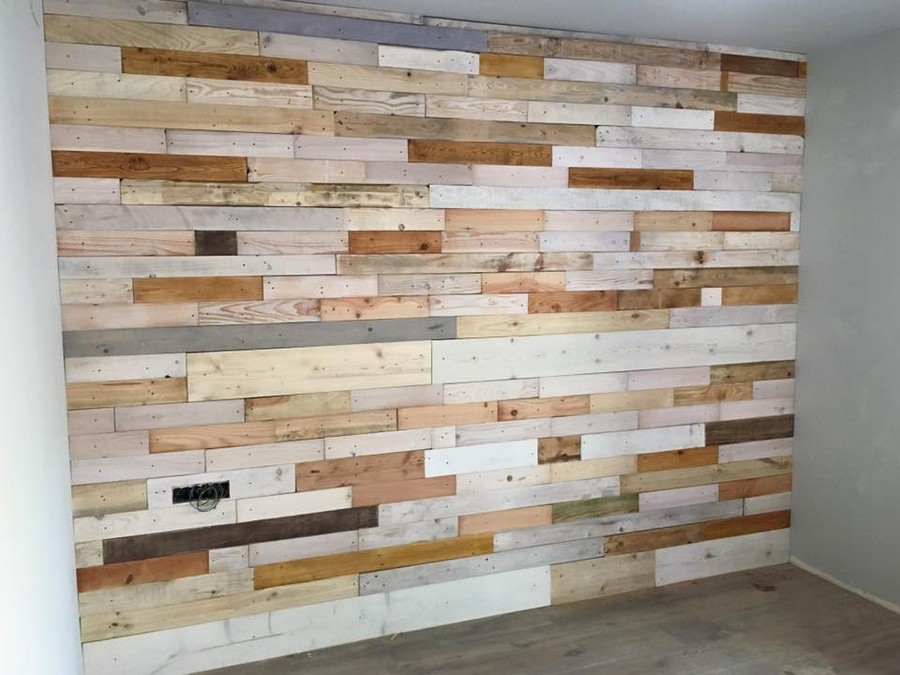 DIY Pallet Wood Wall Paneling | Pallet Ideas