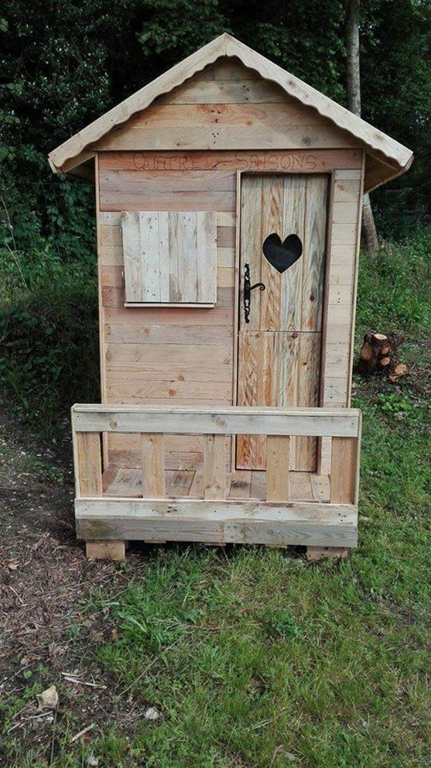 Garden Cabin Made with Wood Pallets | Pallet Ideas
