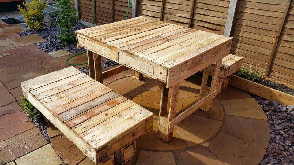 Garden-Table-Set-Ideas