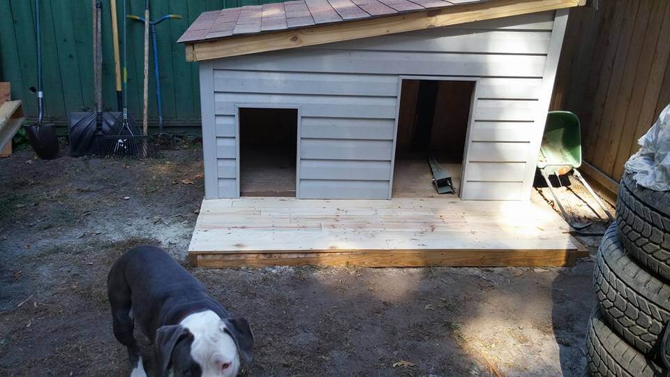 Dog-House-From-Pallets-Wood