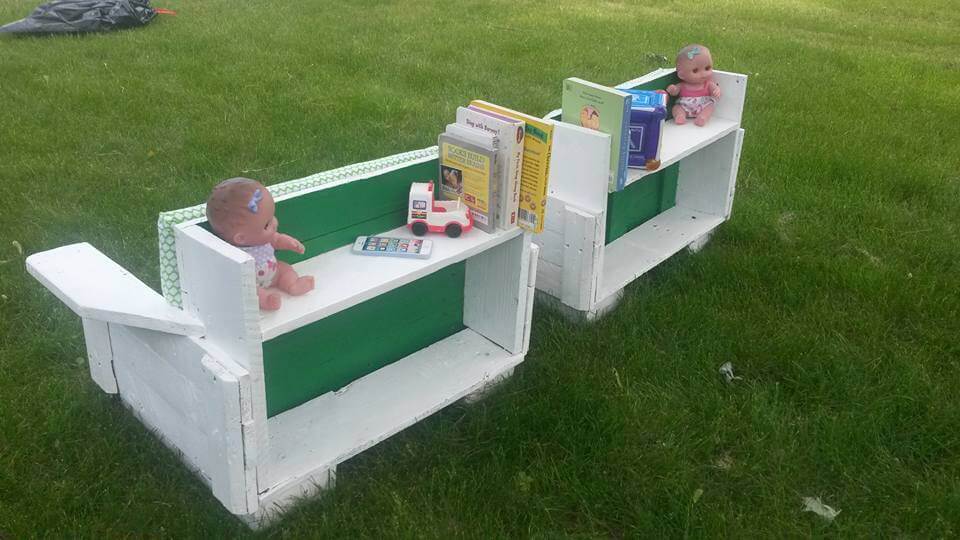 Garden-Pallets-Seating-for-Kids