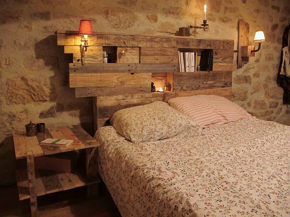 Lighting-Pallets-Bed-Headboard-with-Side-Table