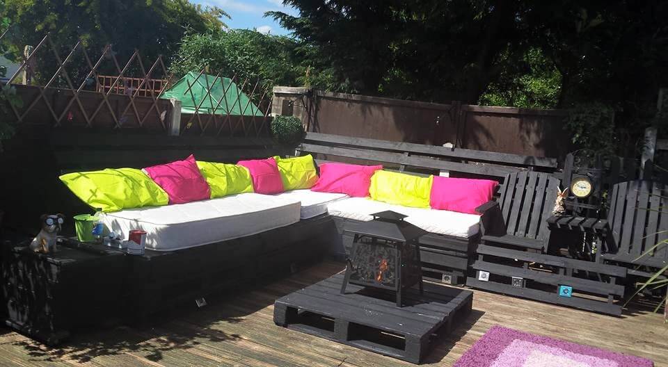 Pallets-Made-Garden-Deck-and-Furniture