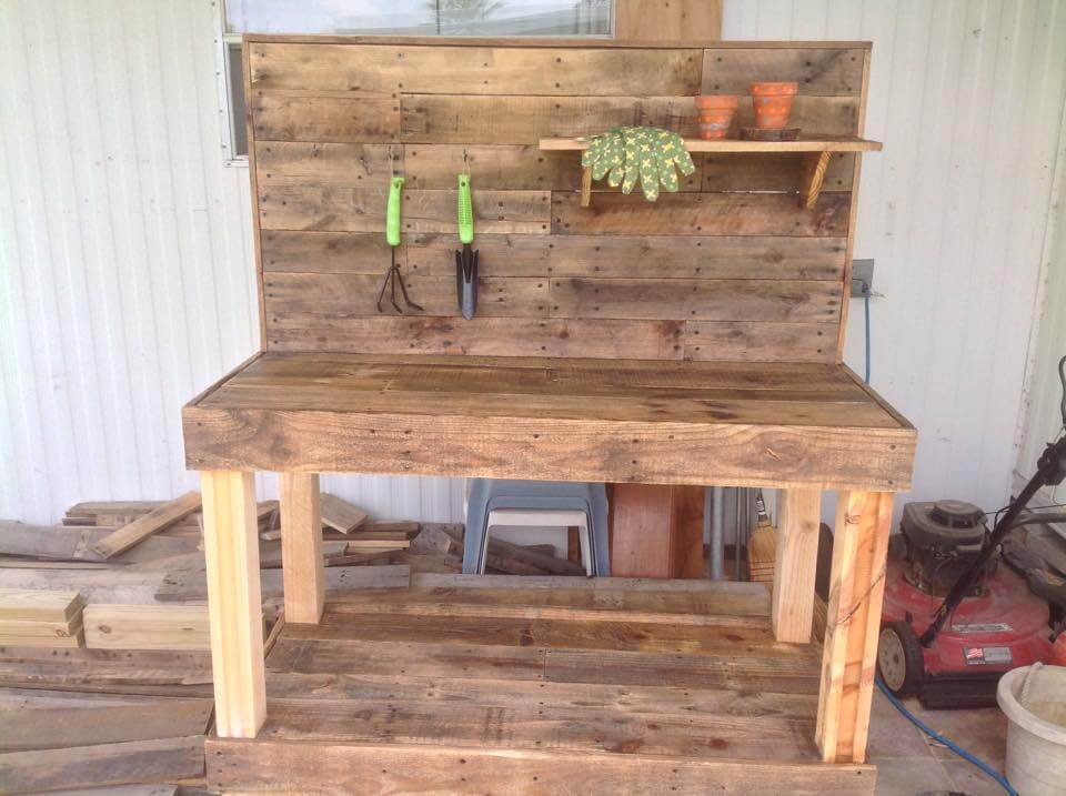 Potting Bench Made with Wooden Pallets