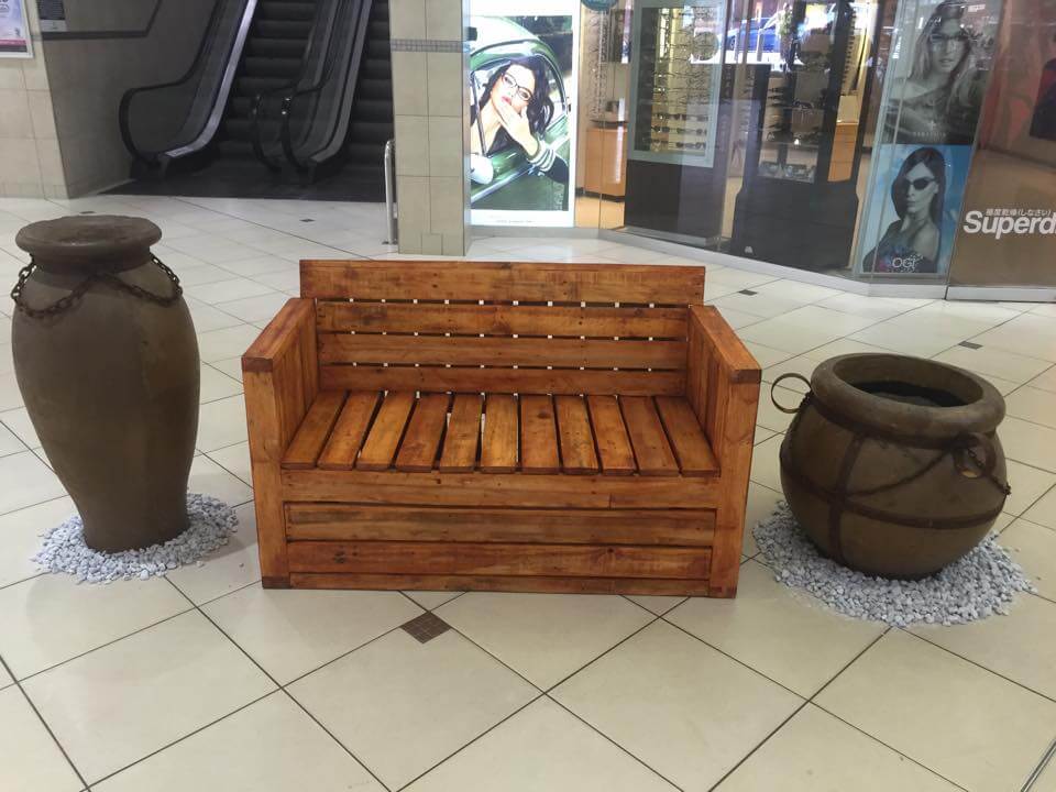 Pallet-Wood-Made-Bench