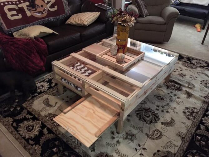 Pallet Coffee Table with Storage