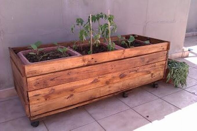 Pallets-Garden-Planter