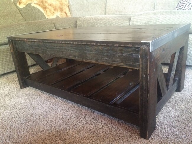 Wooden-Pallet-Coffee-Table