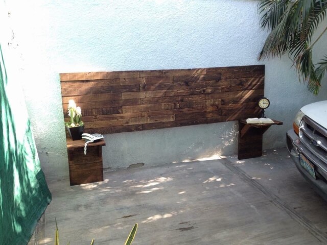 Pallets-Upcycled-Header-Wall-Decor