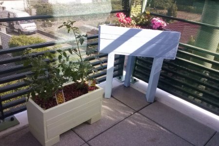 DIY Creative Pallet Planters