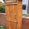 recycled-pallet-closet