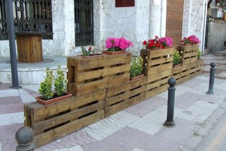 Creative Ways To Recycle Wood Pallet