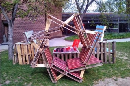 Amazing Pallet Installation Ideas